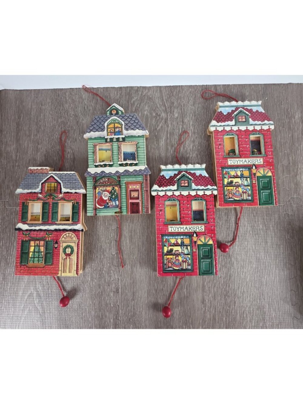 Victorian Christmas House Scene Pull String C.T. & R. Floyd 1990 Wooden Ornament